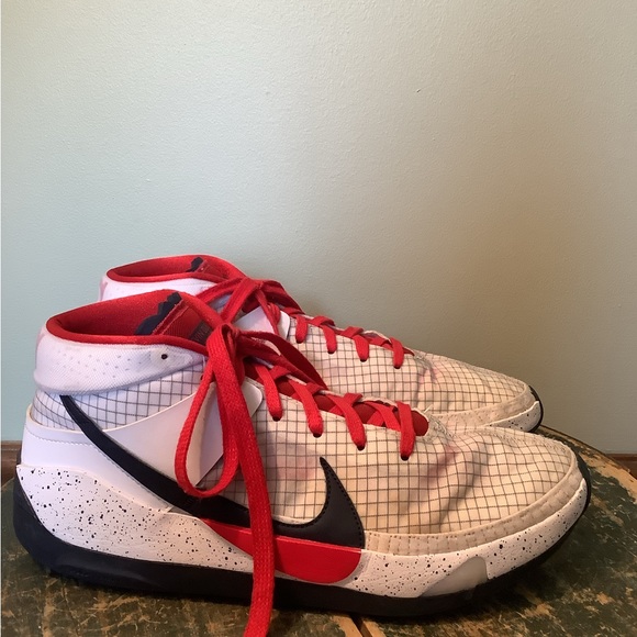 Nike KD Sneakers - Picture 7 of 12